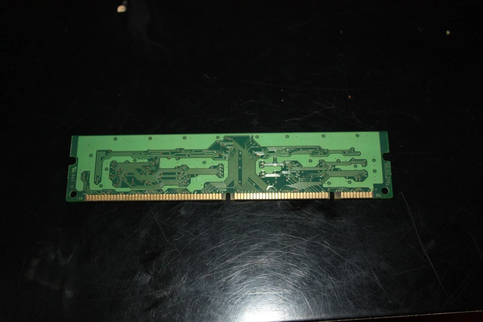 MEMORIA RAM PNY Electronics SDRAM 168 PIN. 32 MB. PC100 - Imagen 2 de 3