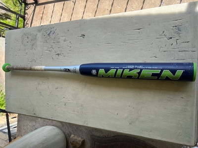 Miken Maniac Softball Bat 2012 34  x 28 Oz MANDSG ALLOY ISA Approved
