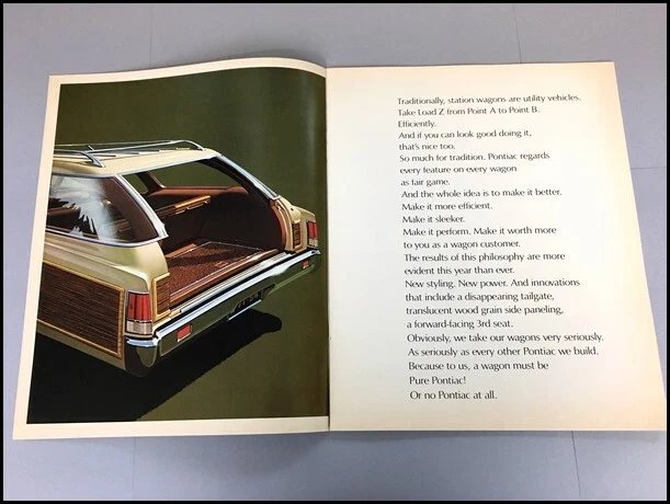 1971 Pontiac Station Wagon Brochure Catalog - Bonneville SafarI Catalina LeMans Foto 2 de 4