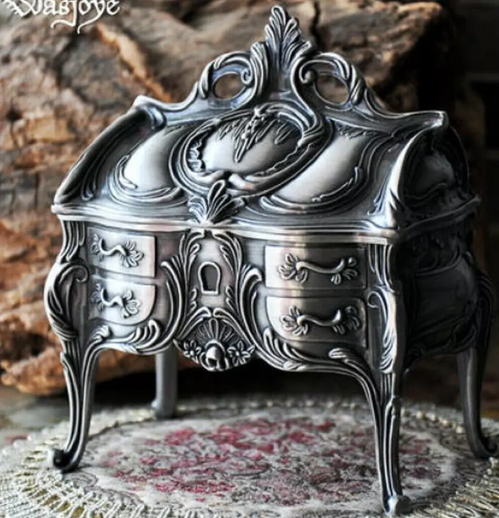 Tin alloy best sale jewelry