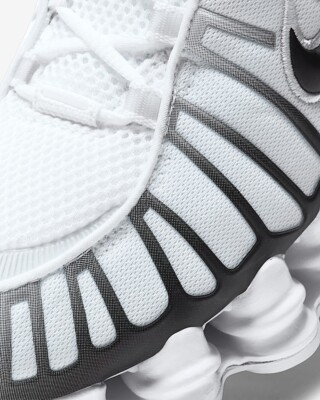 NIKE ショックス TL レスアッフ シュス AV3595 102 Nike Shox TL