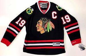 blackhawks black toews jersey