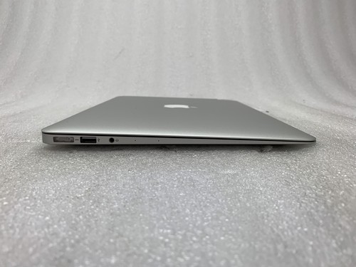 Apple MacBook Air A1466 13" 2017 Core i7-5650U 2.2GHz 8GB RAM 500GB SSD Monterey - Picture 3 of 6
