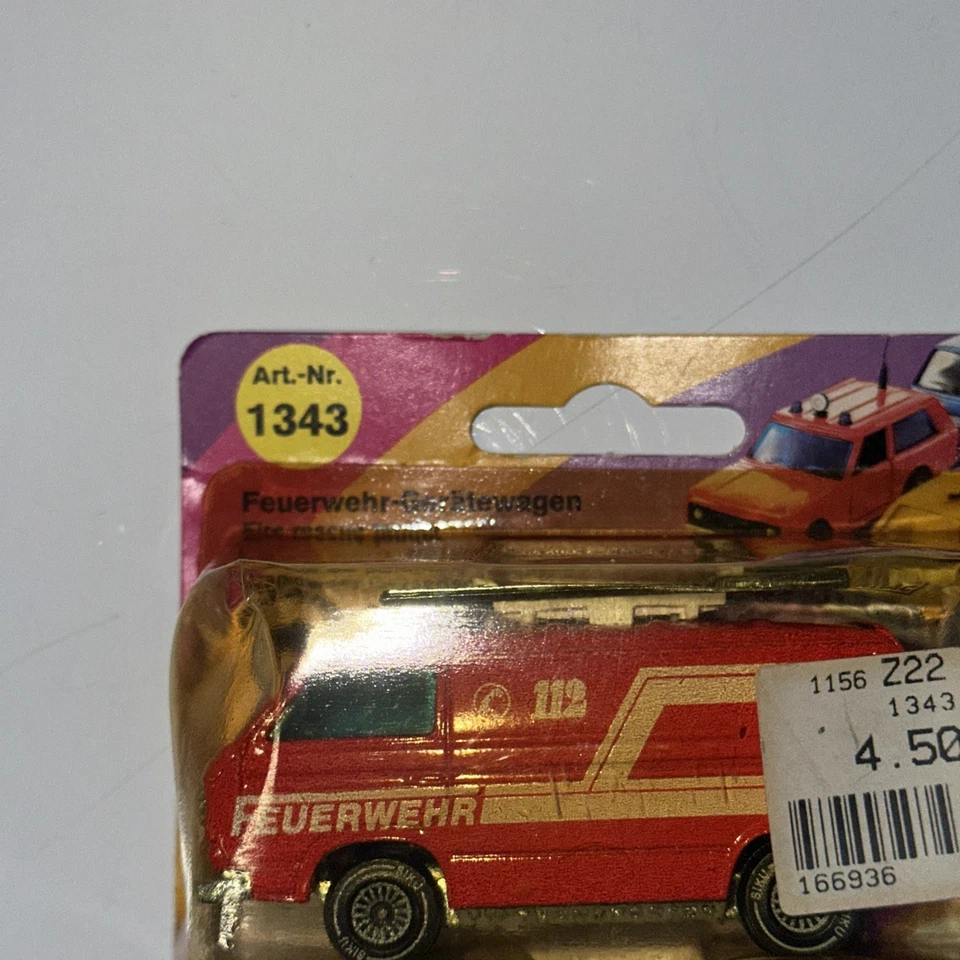 SIKU 1343 VW Volkswagen T4 Transporter Feuerwehr Notruf 112 rot. OVP - Image 3 of 4