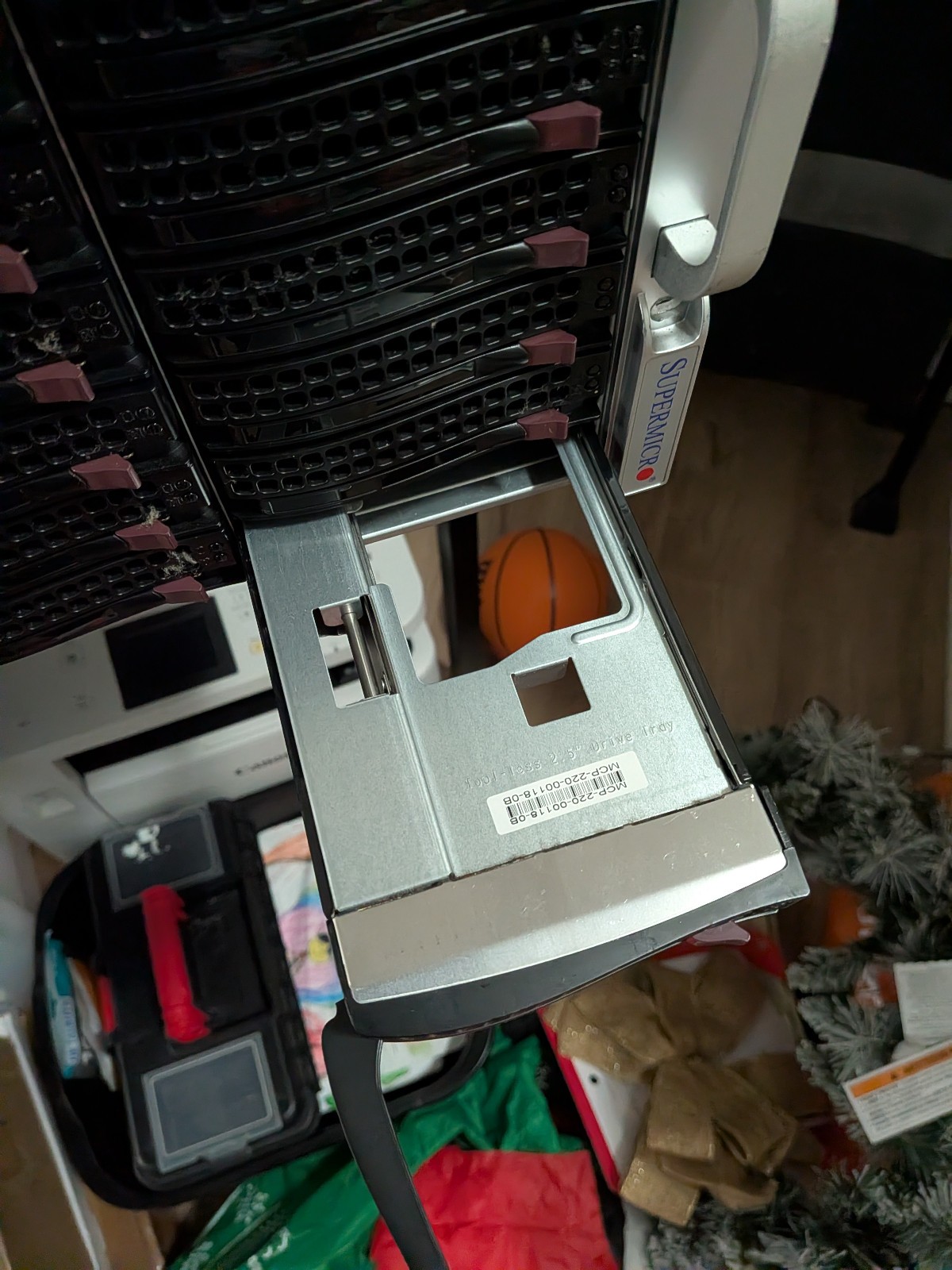 SuperMicro CSE-846 CHASSIS 24X3.5 HOT SWAP 4U with Rails