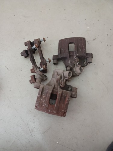 Pinza de freno trasera izquierda y derecha completa FORD Focus C-MAX 2006 - Imagen 9 de 10