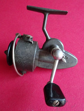 UN MULINELLO DA SPINNING VINTAGE ITALIANO OFMER TIPO 401/L da collezione