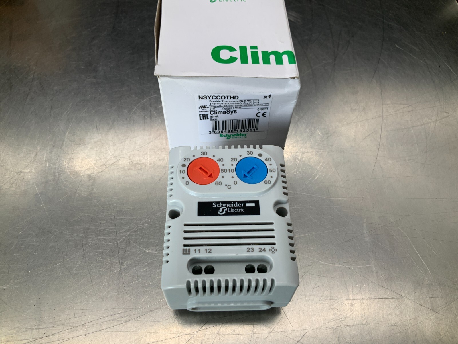 Schneider NSYCCOTHD Double Thermostat