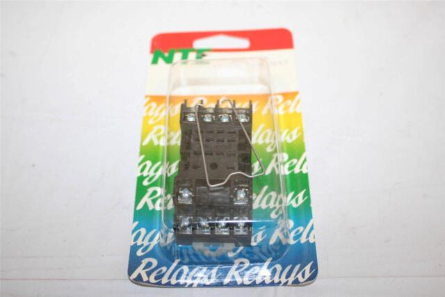 NTE Electronics R95-106A SOCKET-14 PIN MINI 300V 10A W/ PRESSURE CLAMP SCREWS