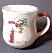 Pfaltzgraff Snow Bear  16 ounce mug 4.125"  tall