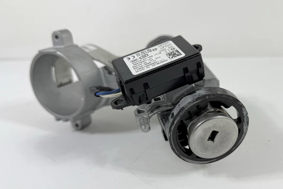 2010-2017 Equinox Terrain Ignition Switch Lock W/Key & Immobilizer #13504286 - Image 4 of 4