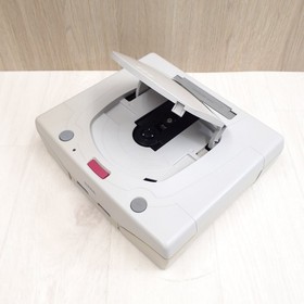 Japanese Sega Saturn Console bundle with Virtua Gun & 5 games HST-3220 White