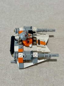 LEGO STARWARS: Mini Luke Snowspeeder (75074) adult owned