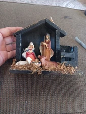 Christmas Nativity Scene Set Wood Base Creche Manger Porcelain Figurines 1 Pc