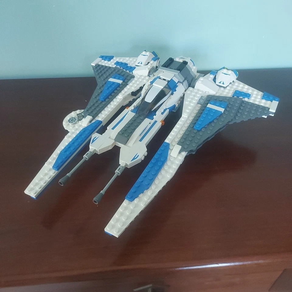 LEGO Star Wars 9525 Pre Vizsla's Mandalorian Fighter, foto 3 di 5