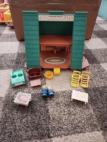 VINTAGE FISHER PRICE PLAY FAMILY A FRAME HOUSE WITH ACCESSORIES