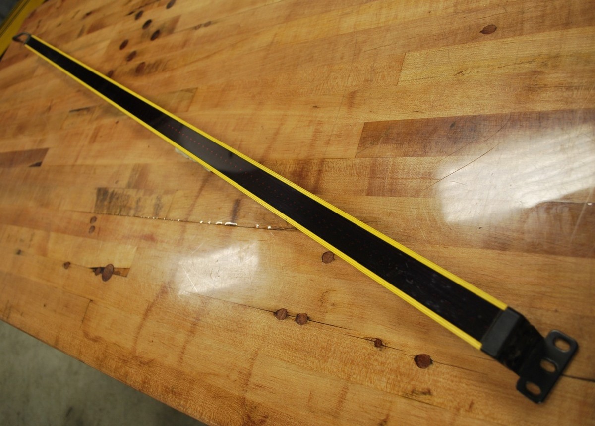 Sti MS46SR-30-1390-Q1-R-NC-FP, PN: 70158-1168, 24vdc, Receiver  