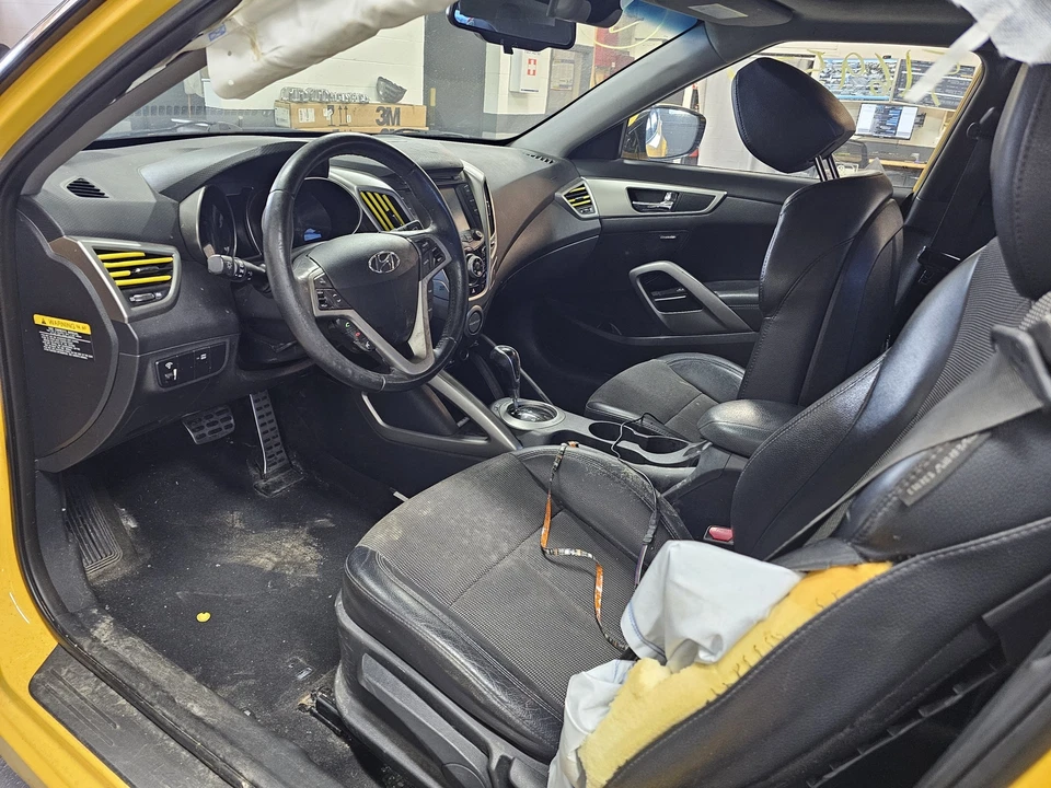 Eje de transmisión izquierdo usado se adapta a: Hyundai Veloster 2013 sin turbo en Gra izquierdo Foto 4 de 4