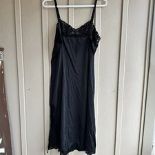 Wonder Maid Women’s Black Non Cling Lace Dress Slip Nighty Sexy Slinky Chemise