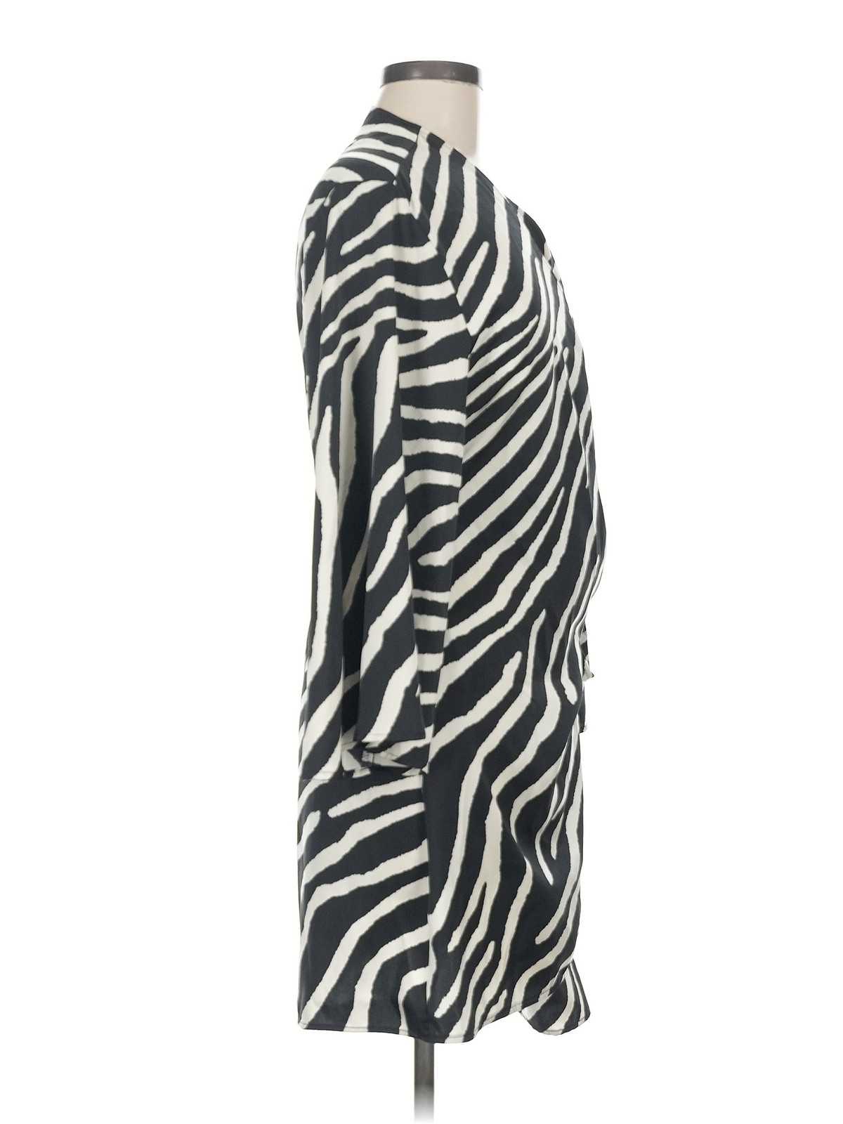 H&M Women Ivory Casual Dress M thumbnail 3