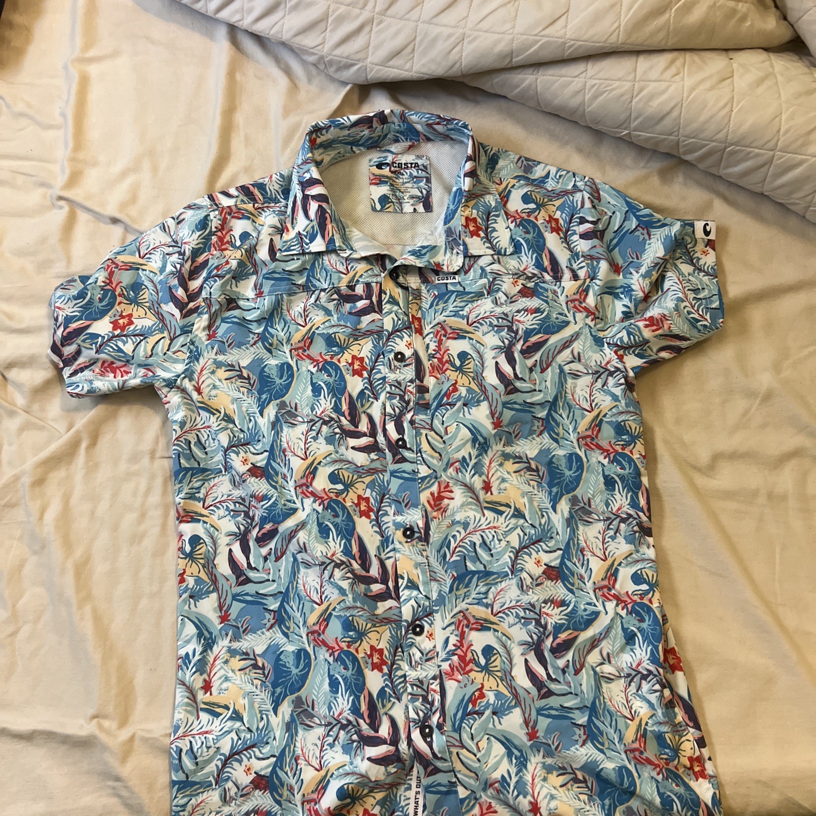 Costa Angler Tech Button Down Shirt Small - image 1