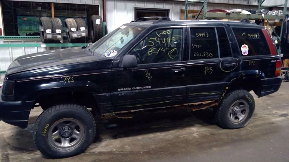 Rear Wiper Motor Fits 96-98 GRAND CHEROKEE 4019457 - Image 4 of 4