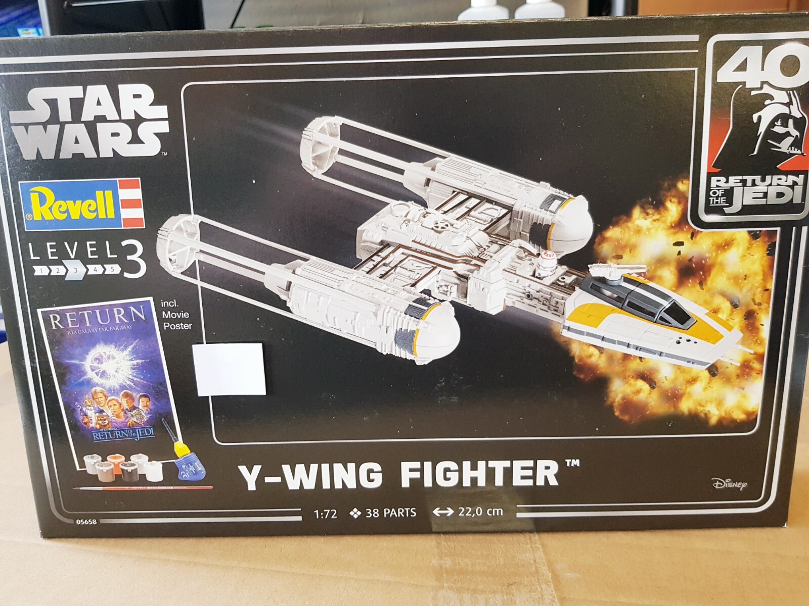 05658 Revell 1:72 Scale Star Wars Y-Wing Fighter