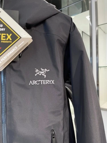 Unisex ARC Beta LT Coat Waterproof Hiking Outdoor Black Travel Jackets image 5