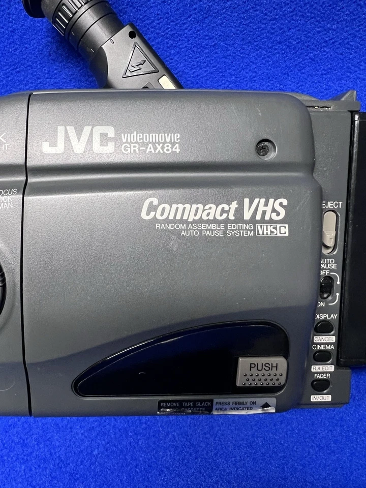 JVC Videomovie GR-AX84 Compact VHS Camcorder VHS-C 12x. Untested. E005 - Image 2 of 4