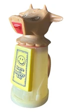 Whirley Industries Moo Cow Plastic Creamer Cup Milk Kitchen Coffee USA VTG Smile