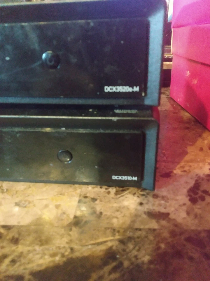 Lote de 2 cajas de cables digitales HDMI (1) Motorola DCX3510-M y (1) Arris Dcx3520e-m  Foto 2 de 4