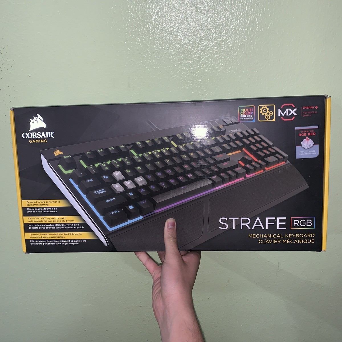 corsair Gaming STRAFE RGB 茶軸モデル Amazon.com: CORSAIR