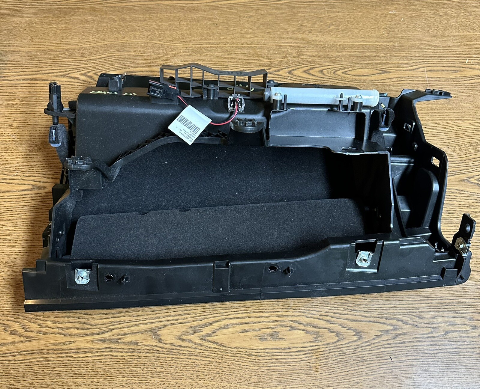 20142022 Maserati Ghibli Dash Glove Box Storage Compartment Leather