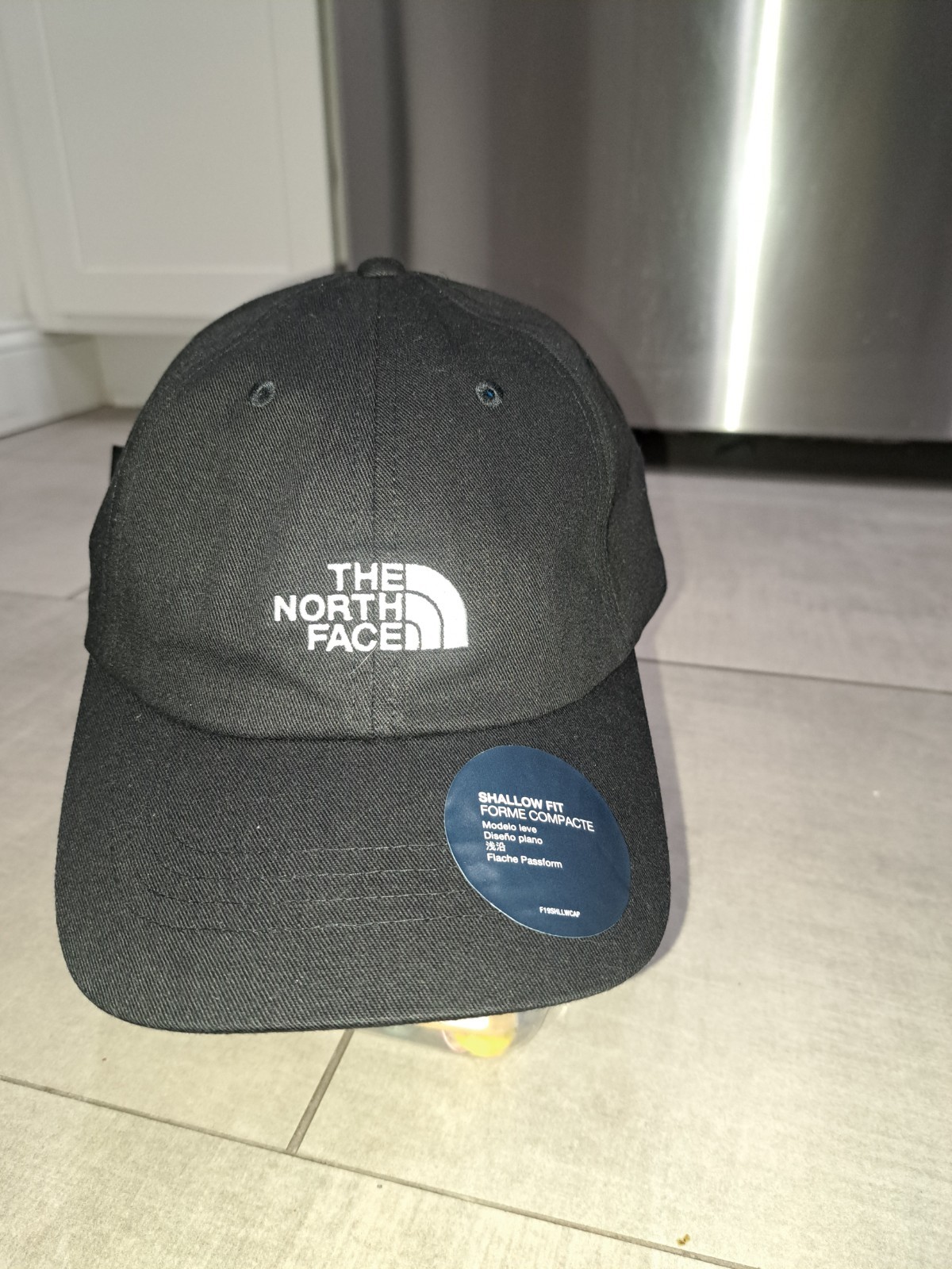 The North Face Norm Hat Black Shallow Fit Unisex One Size NF0A7WHOJK3-OS  