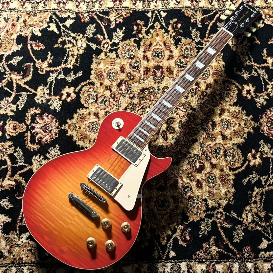 Guitarra Eléctrica Edwards E-LP-STD Sunburst 3.78kg con Llave de Estuche Producto Usado Foto 2 de 4