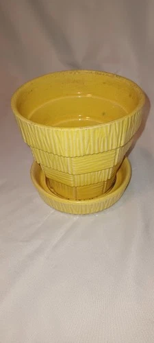 Vintage McCoy Pottery Yellow Basketweave 5 3/4" Flower Pot Attached Saucer