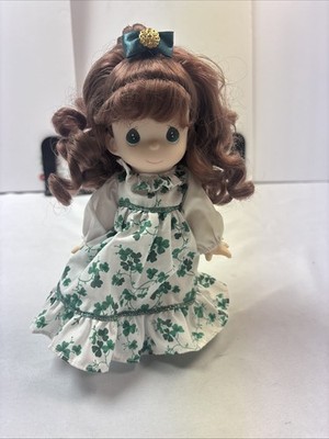 Precious Moments Children of the World Irish Doll Shamrock Dress Shannon Aisling