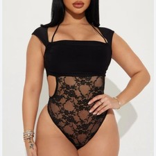 NWT Fashion Nova Sami Black Lace Side Cutout Bodysuit, Sz S