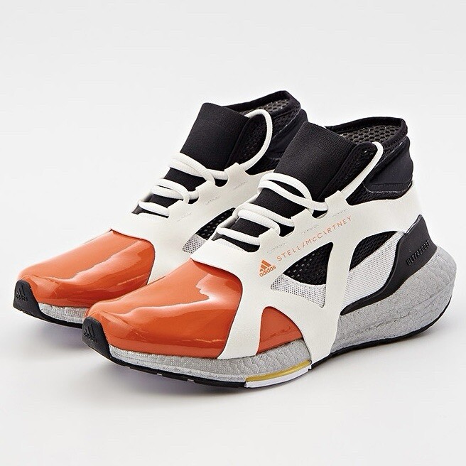 Женские спортивные кроссовки Adidas aSMC Ultraboost 21 размера 6 для бега #092