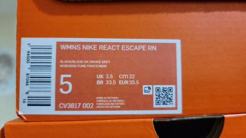 W Nike React Escape Run CV3817 002 Black/Black-DK Smoke Grey New Women's Size 5 - Picture 12 of 12