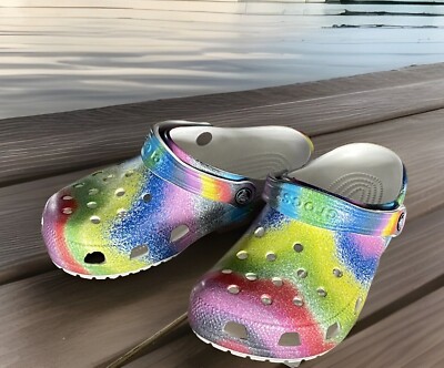 Crocs Classic Spray Dye Clog K Sandals Junior 5 / Women 7  display picture 1