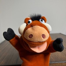 DISNEY STORE LION KING PLUSH HAND PUPPET PUMBA 10"  GENTLY USED