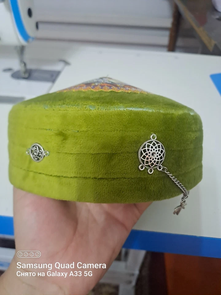 Takiya headdress for a girl - Image 2 of 2