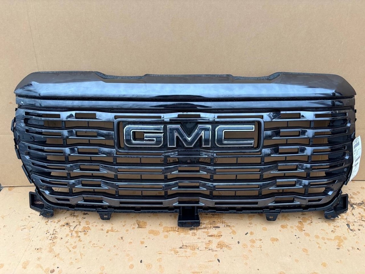 2022-2024 Gmc Sierra 1500 Denali Ultimate Front Grille W/Cam OEM