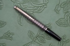 *personal inscription* (H576) Pilot Elite pocket fountain pen 18K WG F arrow nib