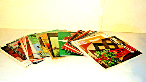 25 Vintage 1970-80s MACRAME Pattern Books Booklets-Purses Holiday Hangers Animal