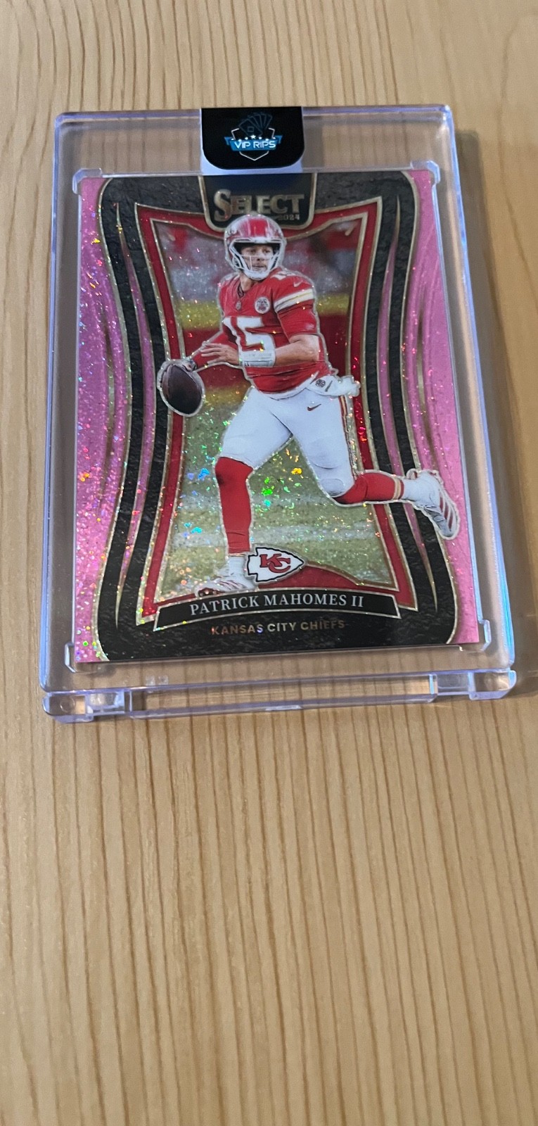 2024 Panini Select - Suite Level Patrick Mahomes II #388 Pink Glitter Prizm /15