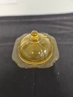 Vtg 1930s Yellow Madrid Pattern Depression Glass Covered Butter Dish Excellent