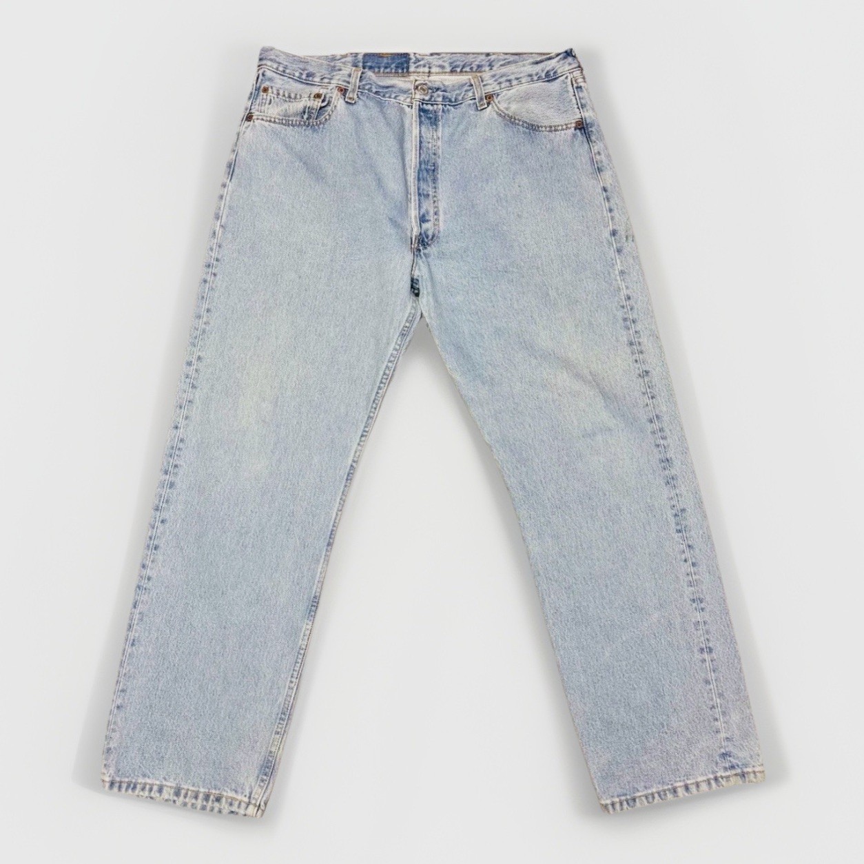 Levi’s 501 XX Jeans Men’s 40X30 Fits (38x30) Made In USA Button Fly Light Wash