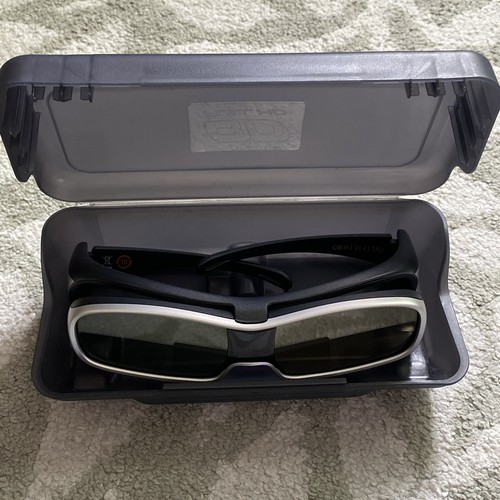 X2 PANASONIC TY-EW3D10 Active Shutter 3D Glasses + Case and Accessories - Picture 9 of 10